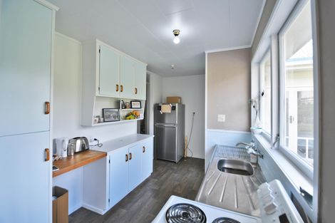 Photo of property in 17 Pakiri Road, Leigh, Warkworth, 0985