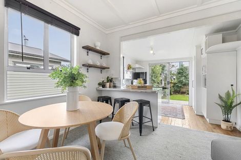 Photo of property in 9 Princes Street, Fitzroy, New Plymouth, 4312