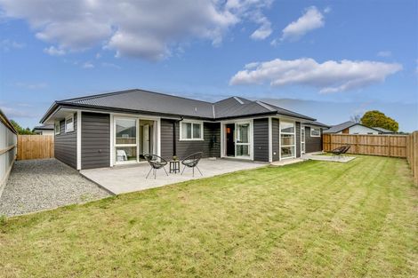 Photo of property in 21 Clonbunny Close, Rolleston, 7614