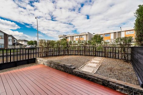 Photo of property in 2 Meritage Lane, Te Atatu South, Auckland, 0610