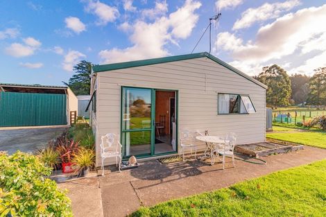 Photo of property in 28 West Road, Mangatainoka, Pahiatua, 4982