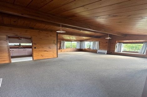 Photo of property in 6 Wisteria Grove, Maungaraki, Lower Hutt, 5010