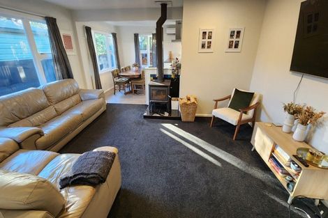 Photo of property in 90 Retreat Road, Avonside, Christchurch, 8061