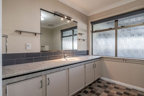Photo of property in 9 Birmingham Street, Takaro, Palmerston North, 4412