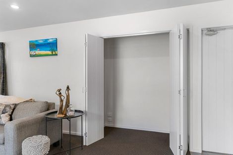 Photo of property in 1 Tua Tua Place, Baylys Beach, Dargaville, 0377