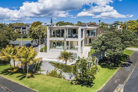 Photo of property in 19 Cameron Street, Takapuna, Auckland, 0622
