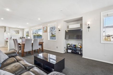Photo of property in 1/57 Mcfaddens Road, St Albans, Christchurch, 8052