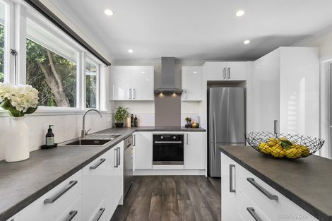 Photo of property in 4 Nepal Place, Khandallah, Wellington, 6035