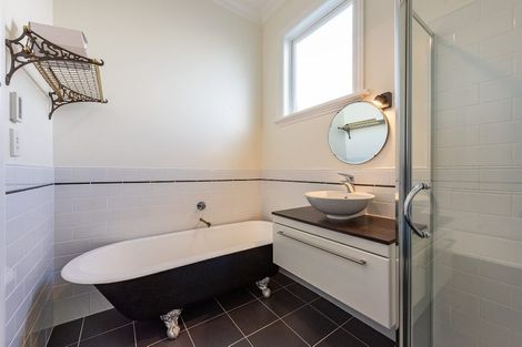 Photo of property in 12 Roy Street, Newtown, Wellington, 6021