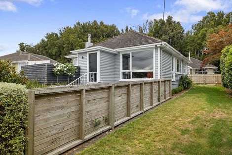 Photo of property in 390 Mangorei Road, Merrilands, New Plymouth, 4312