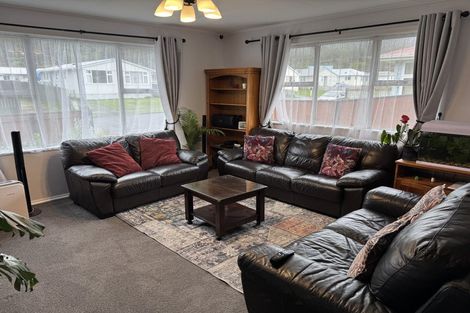 Photo of property in 28 Hamstead Street, Wainuiomata, Lower Hutt, 5014