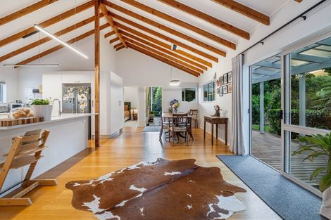 Photo of property in 316 Upper Waiwera Road, Puhoi, Silverdale, 0994