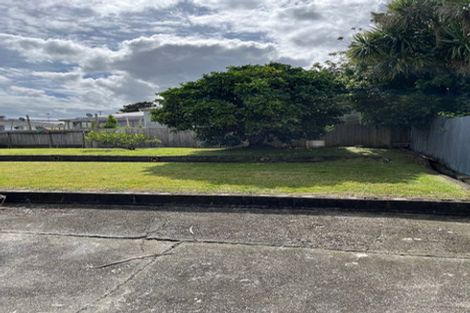 Photo of property in 22 Ellen Street, Manurewa East, Auckland, 2102