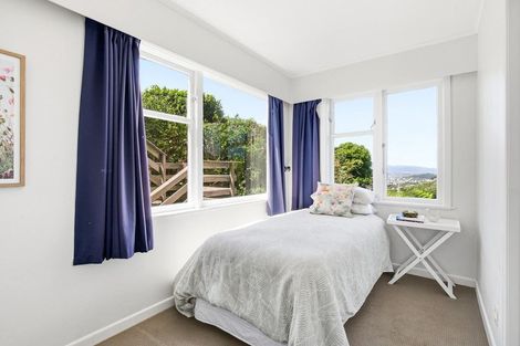 Photo of property in 31 Highbury Road, Highbury, Wellington, 6012