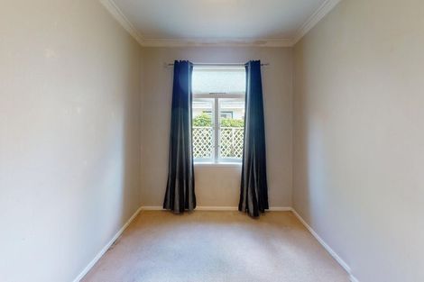 Photo of property in 11 Franklin Avenue, Hokowhitu, Palmerston North, 4410