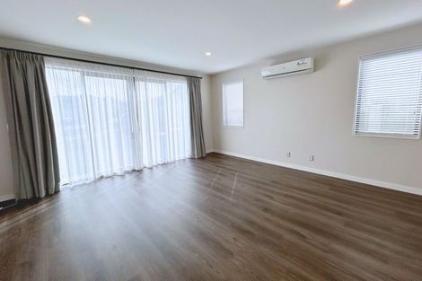 Photo of property in 20 Tararua Street, Massey, Auckland, 0614