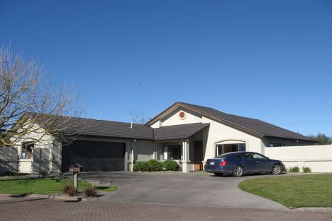 Photo of property in 23 Fendalton Drive, Rototuna, Hamilton, 3210