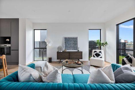 Photo of property in 30 Whakato Avenue, Kumeu, 0810