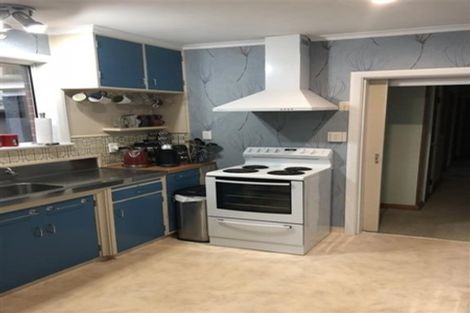 Photo of property in 124 Helston Road, Paparangi, Wellington, 6037