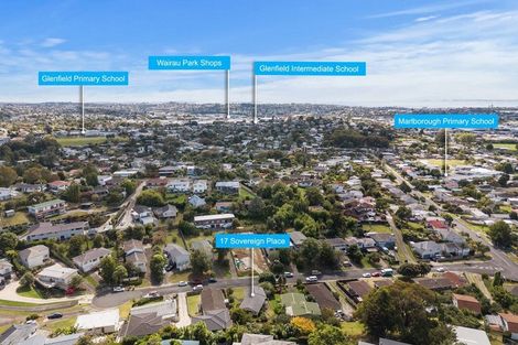 Photo of property in 17 Sovereign Place, Glenfield, Auckland, 0629