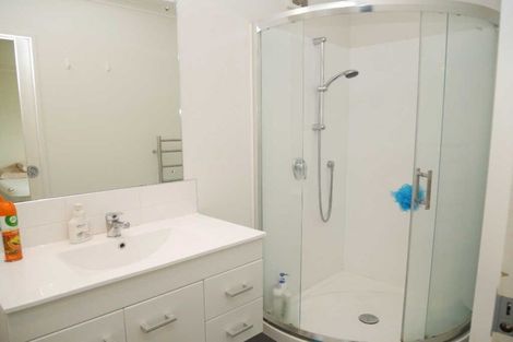 Photo of property in 67 Dress Circle, Newlands, Wellington, 6037