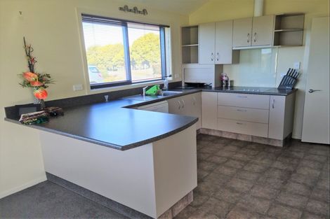 Photo of property in 323 Pukeuri-oamaru Road, Pukeuri, Oamaru, 9493