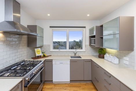 Photo of property in 40 Bengal Drive, Cashmere, Christchurch, 8022