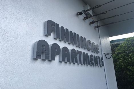 Photo of property in 25 Finnimore Terrace, Vogeltown, Wellington, 6021