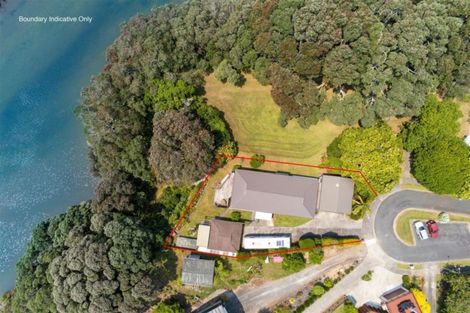 Photo of property in 37 Pohutukawa Drive, Athenree, Katikati, 3177