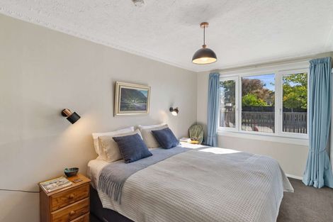 Photo of property in 16 Bateman Avenue, Bryndwr, Christchurch, 8053