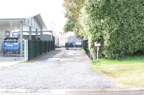 Photo of property in 2/6 Nicholson Street, Mayfair, Hastings, 4122