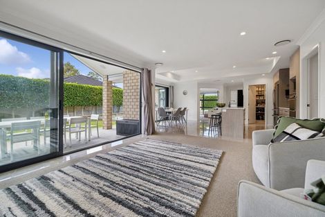 Photo of property in 13 Munford Lane, Riverhead, 0820