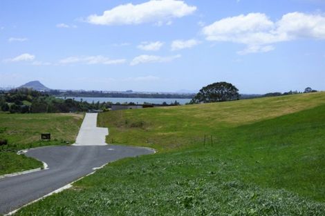 Photo of property in 48 Te Auhi Way, Welcome Bay, Tauranga, 3112