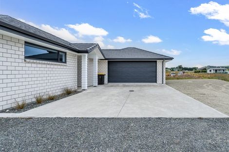 Photo of property in 14 Ralph Moir Drive, Te Anau, 9679