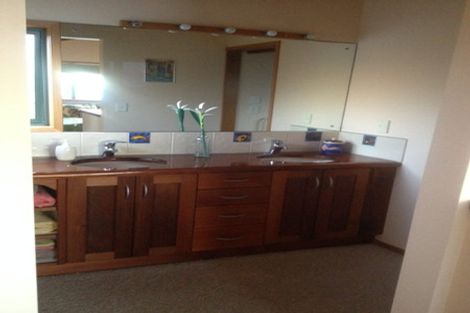 Photo of property in 64 Motuhoa Road, Tairua, 3508