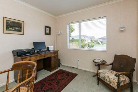 Photo of property in 22 Kensington Drive, Taradale, Napier, 4112