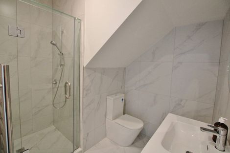 Photo of property in 10 Porowha Road, Westgate, Auckland, 0814