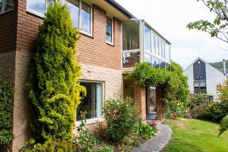 Photo of property in 77 Glenross Street, Glenross, Dunedin, 9011