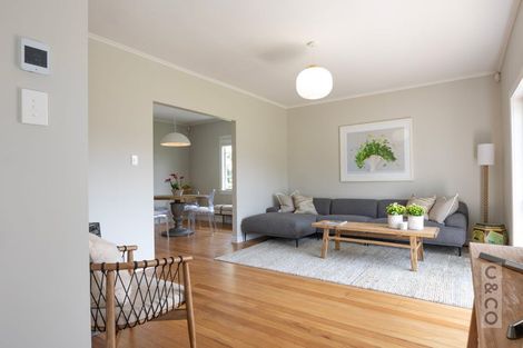 Photo of property in 29 Cambridge Road, Riverhead, 0820