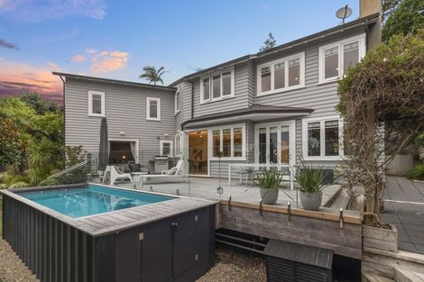 Photo of property in 28a Waterview Road, Stanley Point, Auckland, 0624