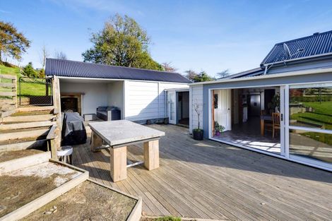 Photo of property in 295 Skinner Road, Bird Road, Stratford, 4393