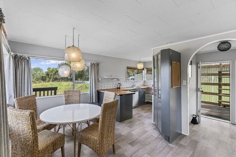 Photo of property in 60 Ross Road, Topuni, Wellsford, 0975