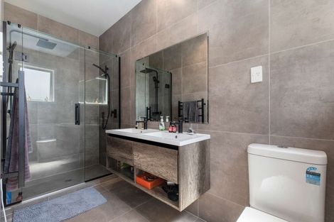 Photo of property in 95 Nobilo Road, Kumeu, 0810