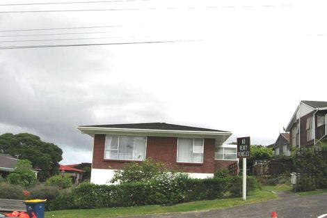 Photo of property in 2/18 East Coast Road, Milford, Auckland, 0620