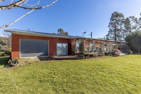 Photo of property in 31 Parerohi Grove, Kuratau, Turangi, 3381