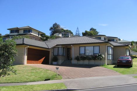 Photo of property in 42 Langana Avenue, Browns Bay, Auckland, 0630