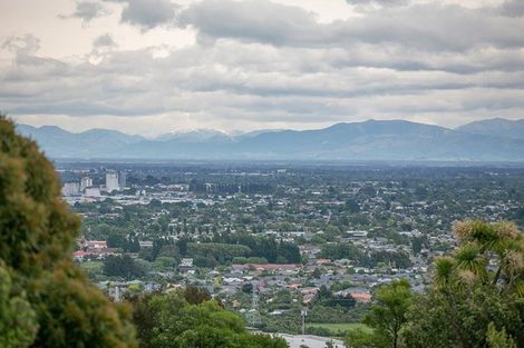 Photo of property in 270 Cannon Hill Crescent, Mount Pleasant, Christchurch, 8081