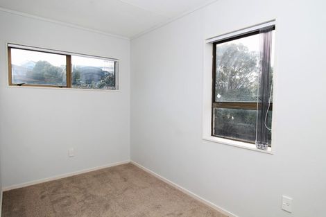 Photo of property in 43 Goodwood Drive, Goodwood Heights, Auckland, 2105