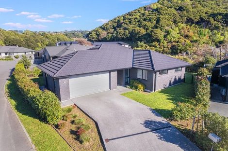 Photo of property in 64 Tradewinds Drive, Whitby, Porirua, 5024