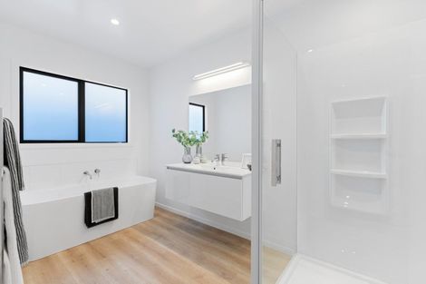 Photo of property in 32 Nikau Drive, Redwoodtown, Blenheim, 7201